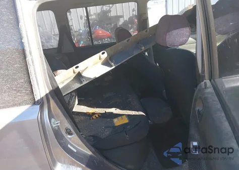 2004 Scion Xb из США, поврежденный, VIN JTLKT334540148042